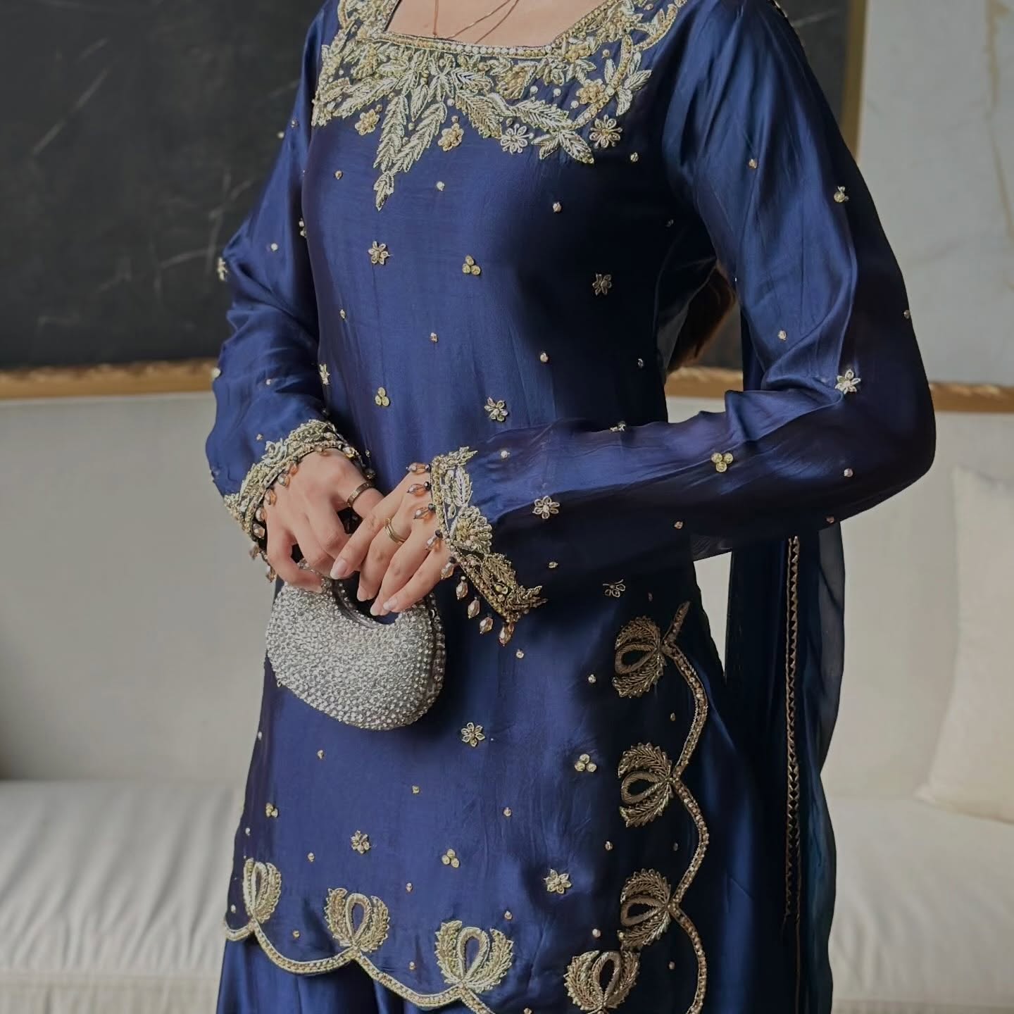 MIDNIGHT NOOR