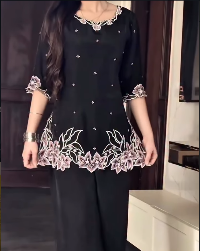 BLACK AURA
